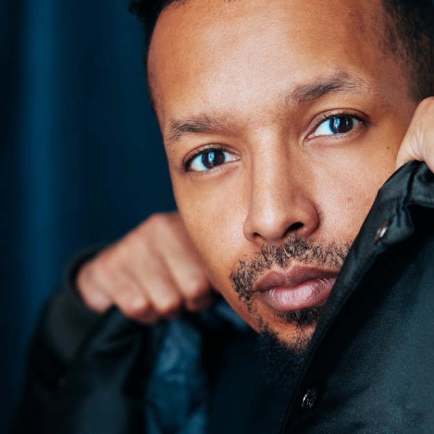 Waly Dia - Humoriste (France). Dernier spectacle&nbsp;Une heure à tuer.